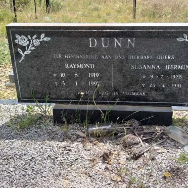 DUNN Raymond 1919-1997 &amp; Susanna Hermina 1928-1991