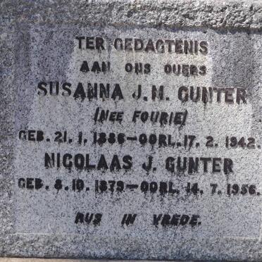 GUNTER Nicolaas J. 1879-1956 &amp; Susanna J.M. FOURIE 1886-1942