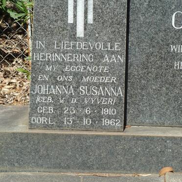OOSTHUIZEN Gert Corneluis 1908-1979 &amp; Johanna Susanna V.D. VYVER 1910-1962