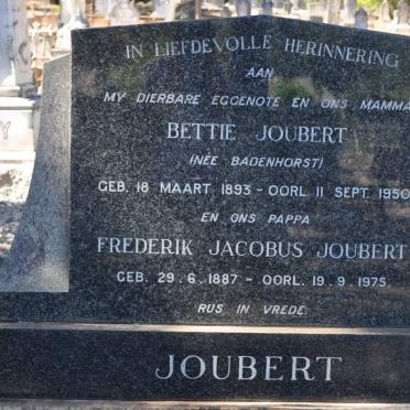JOUBERT Frederik Jacobus 1887-1975 &amp; Bettie BADENHORST 1893-1950