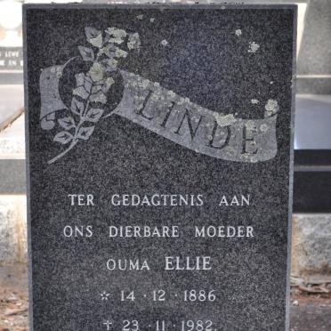 LINDE Elsjé Sophia Petronella 1886-1982
