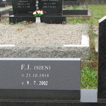 AS F.J., van 1918-2002