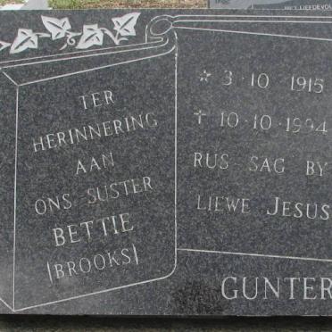 GUNTER Bettie nee BROOKS 1915-1994
