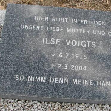 VOIGTS Ilse 1916-2004