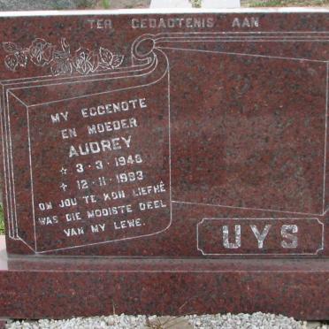 U - Vanne :: Surnames - U