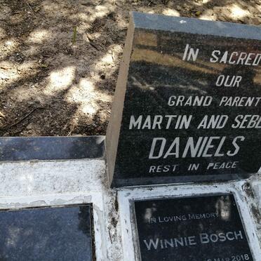 DANIELS Martin &amp; Sebena