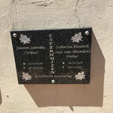 ESTERHUIZEN Johannes Lodewikus 1938-2009 &amp; Catharina Elizabeth VAN HEERDEN 1936-2015