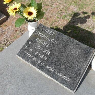 GOUWS Gert Stephanus 1934-1997
