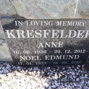 KRESFELDER Noel Edmund 1933-2016 & Anne 1936-2012