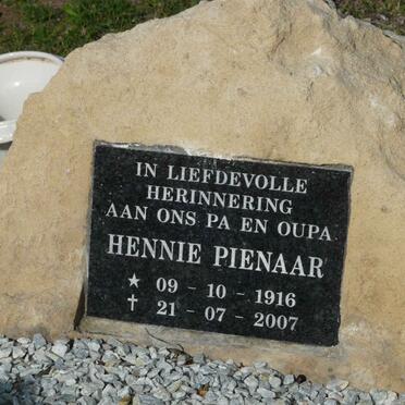 PIENAAR Hennie 1916-2007