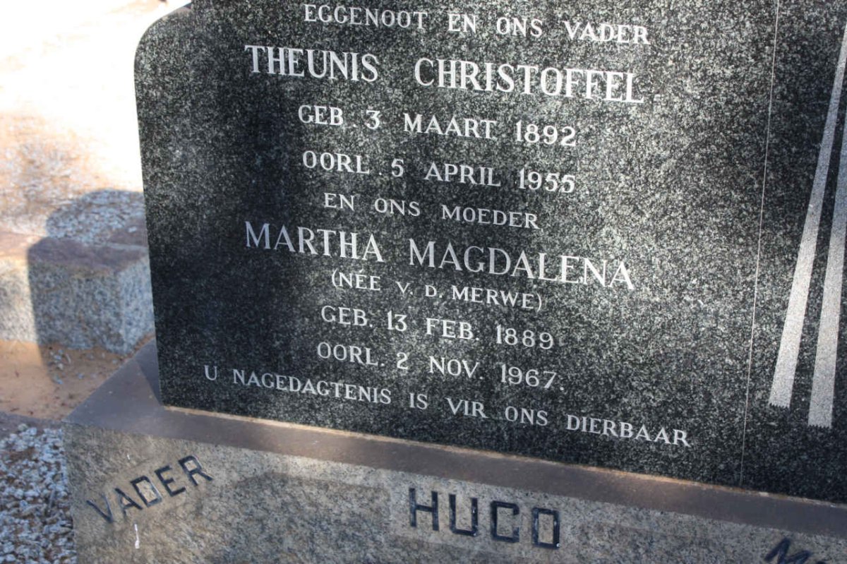 HUGO Theunis Christoffel 1892-1955 &amp; Martha Magdalena V.D. MERWE 1889-1967