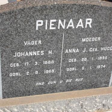 PIENAAR Johannes H. 1888-1968 &amp; Anna J. HUGO 1895-1974