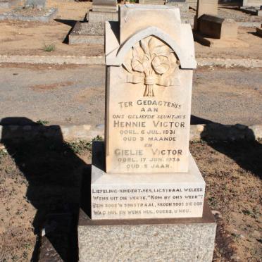 VICTOR Hennie -1931 :: VICTOR Gielie -1938