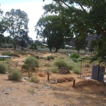 4. Overview of graves near Touwsrivier, Steenveld