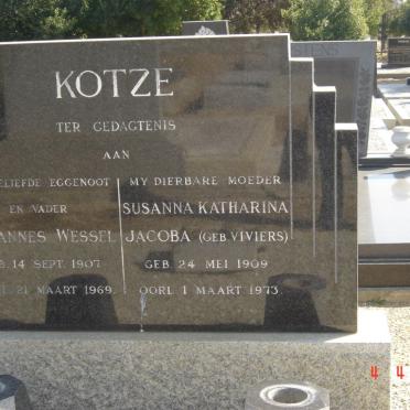 KOTZE Johannes Wessel 1907-1969 &amp; Susanna Katharina Jacoba VIVIERS 1909-1973