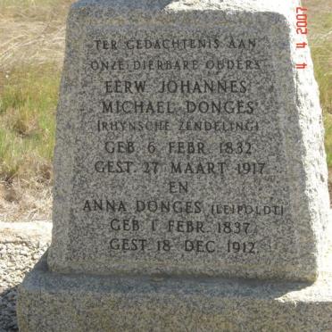 DONGES Johannes Michael 1832-1917 &amp; Anna LEIPOLDT 1837-1912