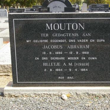 MOUTON Jacobus Abraham 1890-1968 &amp; Hilletje A.M. VISSER 1894-1984