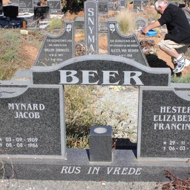 BEER Mynard Jacob 1909-1986 &amp; Hester Elizabeth Francina 1918-2001