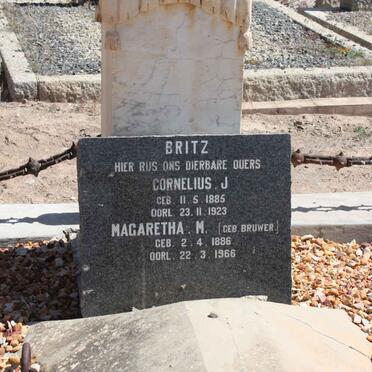 BRITZ Cornelius J. 1885-1923 &amp; Magaretha M. BRUWER 1886-1966 _2