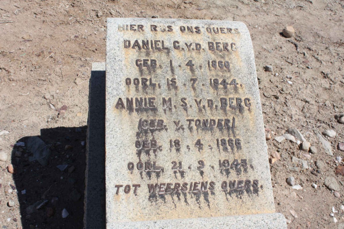 BERG Daniel C., v.d. 1860-1944 &amp; Annie M.S. VAN TONDER 1966-1945