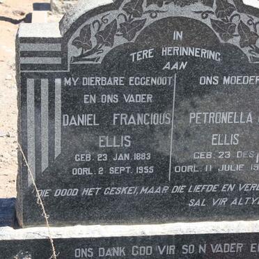 ELLIS Daniel Francious 1883-1955 &amp; Petronella C. 1887-1975