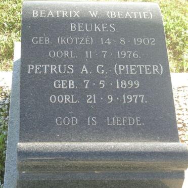BEUKES Petrus A.G. 1899-1977 &amp; Beatrix W. KOTZE 1902-1976
