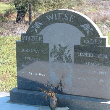 WIESE Daniel J.G. 1904-1974 &amp; Johanna E. VISSER 1911-1993