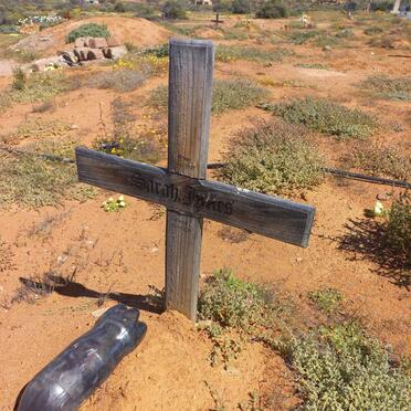 INNES Sarah 1937-2017