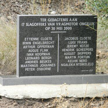 Western Cape, VANRHYNSDORP district, Vanrhyns Pass, Vier Fontein 240_1, Roadside Memorial
