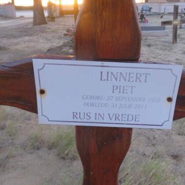 LINNERT Piet 1955-2011