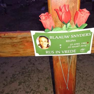 SNYDERS Regina, BLAAUW 1963-2016