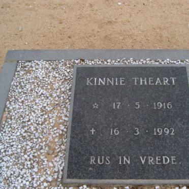 THEART Kinnie 1916-1992