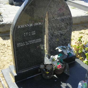 EIGELAAR Johnnie 1925-2008 &amp; Sannie VOGES 1932-2013