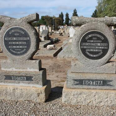 BOTHA Theunis Christoffel 1875-1939 &amp; Margaretha Roux HAUMANN 1879-1958