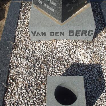 BERG Tronelle, van den 1963-1966 