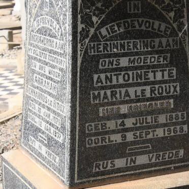 ROUX Abramam Gerhardus, Le 1875-1937 &amp; Antoinette Maria KRIEGLER 1885-1968