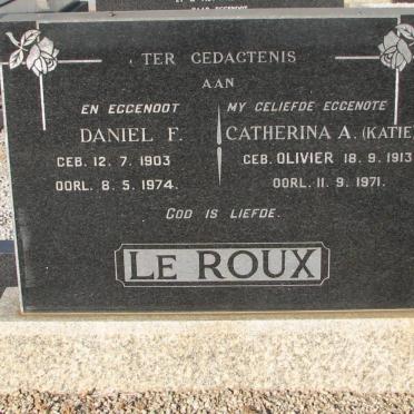 ROUX Daniel F., le 1903-1974 &amp; Catharina A. OLIVIER 1913-1971