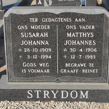 STRYDOM Matthys Johannes 1906-1983 &amp; Susarah Johanna 1909-1994