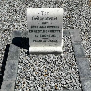 ? Ernest :: ? Henriette :: ? Zoontje