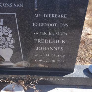VISSER Frederick Johannes 1919-2003 &amp; Stephanie Francisca 1926-