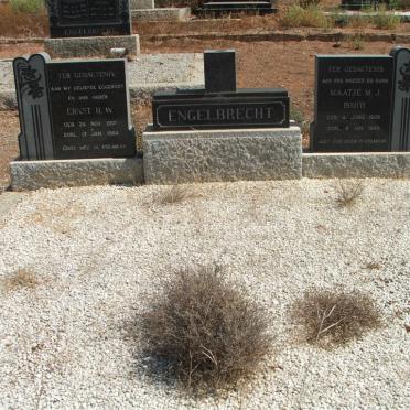 ENGELBRECHT Ernst H.W. 1901-1964 &amp; Maatje M.J. SMIT 1909-1994