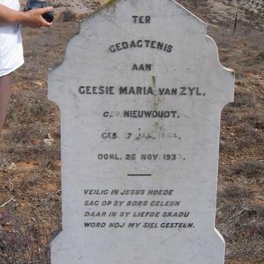 ZYL Geesie Maria, van nee NIEUWOUDT 1864-1939