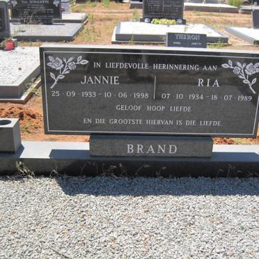 BRAND Jannie 1933-1998 &amp; Ria 1934-1989