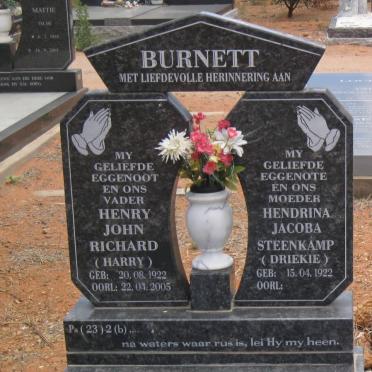 BURNETT Henry John Richard 1922-2005 &amp; Hendrina Jacoba STEENKAMP 1922-