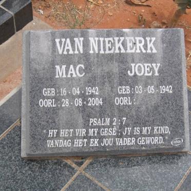 NIEKERK Mac, van 1942-2004 &amp; Joey 1942-