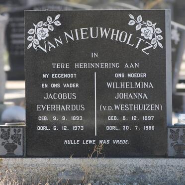 NIEUWHOLTZ Jacobus Everhardus, van 1893-1973 &amp; Wilhelmina Johanna  V.D. WESTHUIZEN 1897-1986