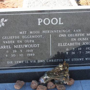 POOL Sarel Nieuwoudt 1919-1989 &amp; Elizabeth Johanna 1928-2009