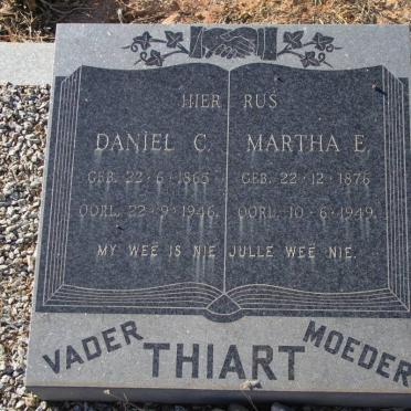 THIART Daniel C. 1865-1946 &amp; Martha E. 1876-1949