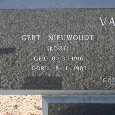 ZYL Gert Nieuwoudt, van 1916-1983  