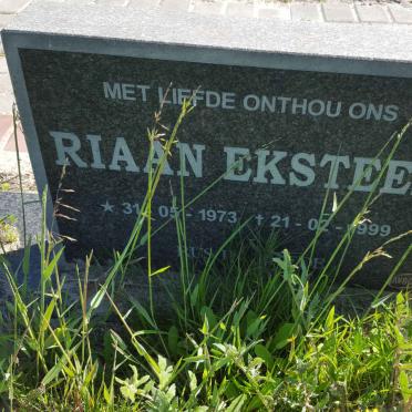EKSTEEN Riaan 1973-1999
